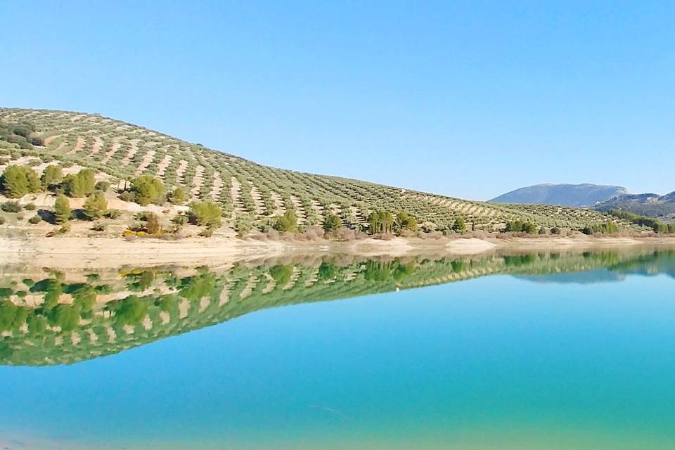 Lago de Colomera