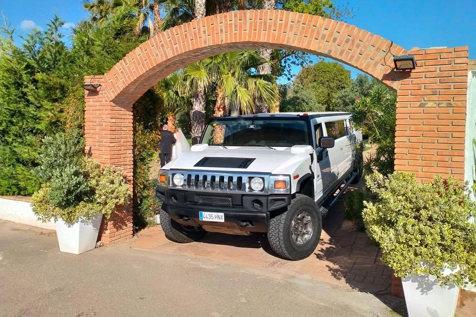 Dulcinea Hummer H2O