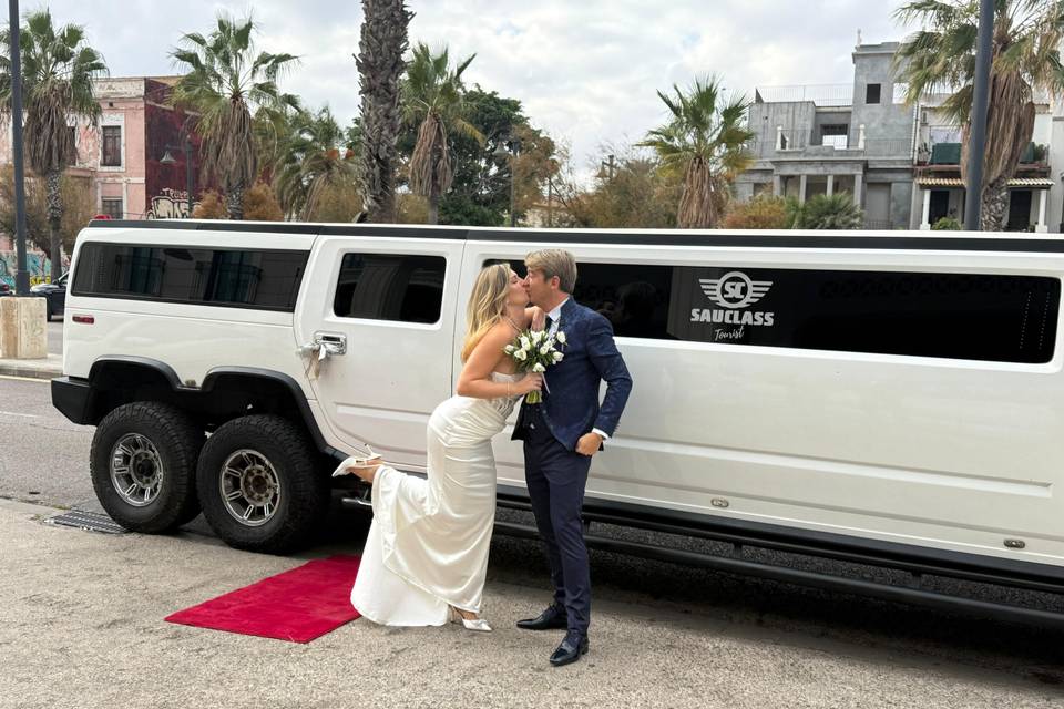 Dulcinea Hummer H2O