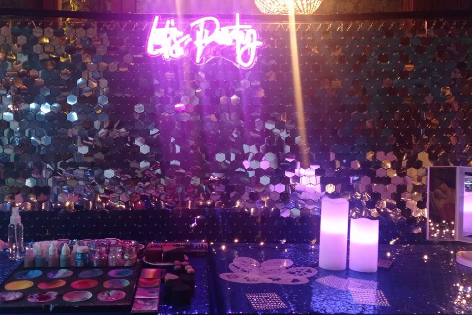 Glitter bar