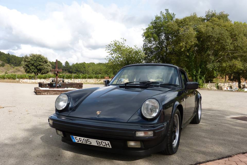 A&j porsche 911 carrera