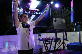 Dj Logan