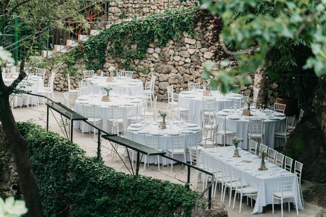 Banquete entre piedra y verde
