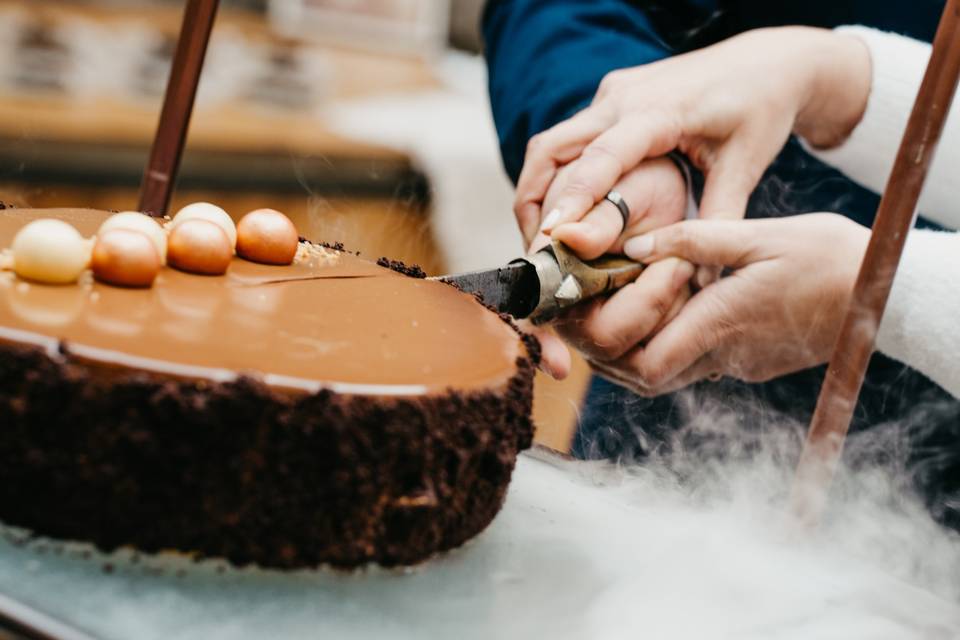 Cortar la tarta juntos