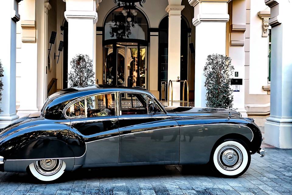 1957 Jaguar en Hotel Miramar