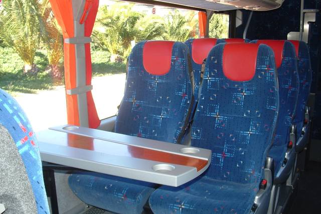 Interior bus 80 plazas