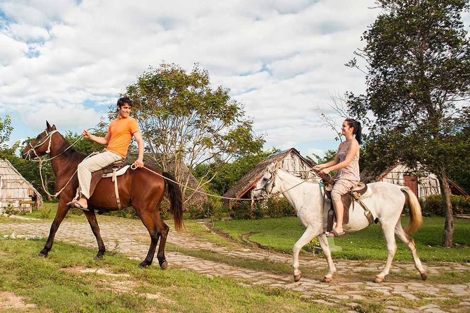 Viñales en Caballo