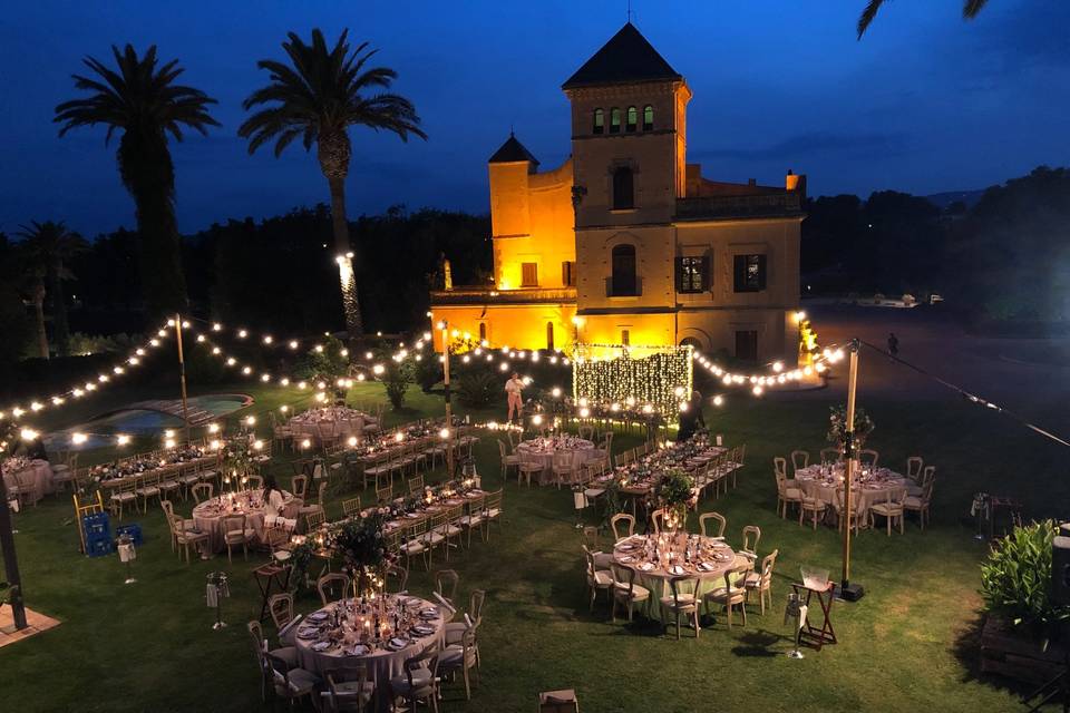 Banquete en el jardín