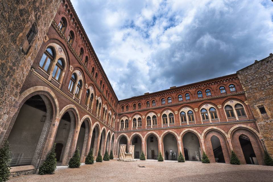 Patio del castillo