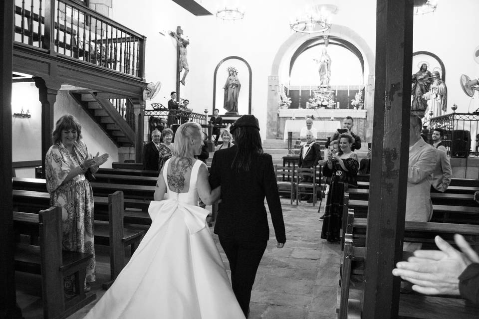 Entrada de la novia a la iglesia
