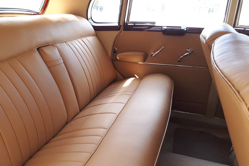 Interior del Mercedes de 1952