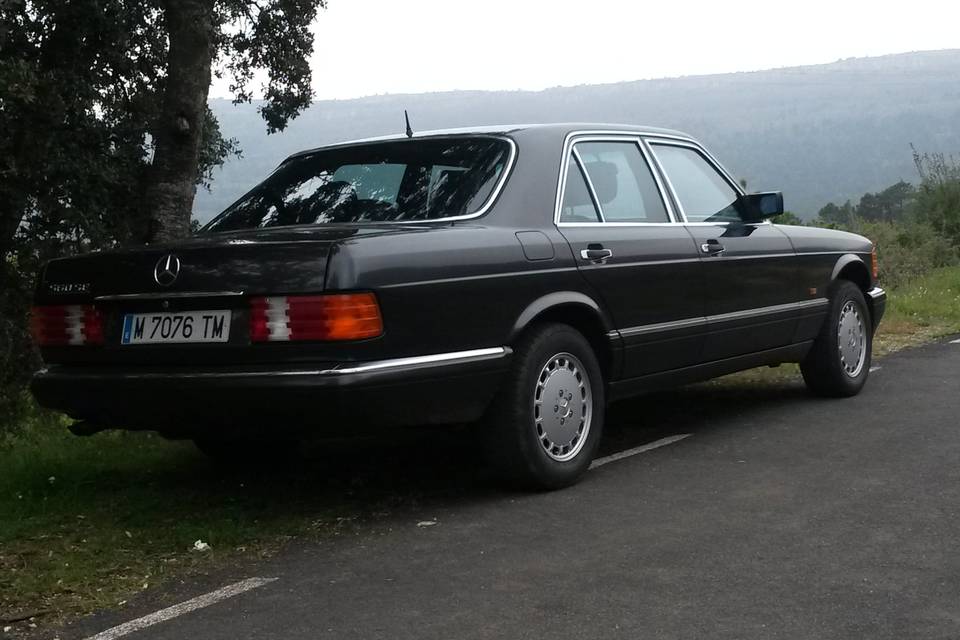 Mercedes 560SE