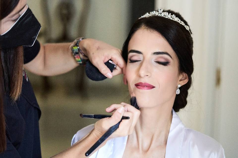 Maquillaje y peinado novia