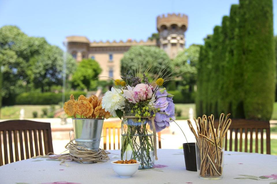 Snacks & flores