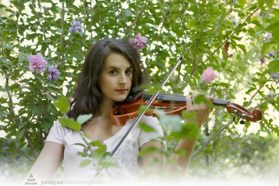 Violín: Diana Valencia