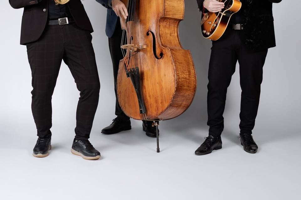DeSaxophonic Trio