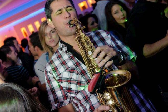 Demián Arroyo, Saxofón