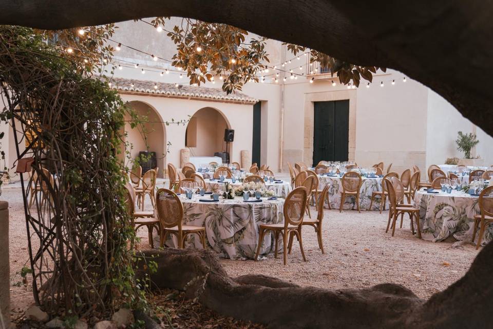 Banquete en la Plaza Central