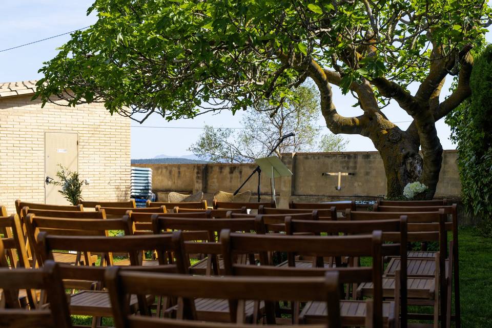 SILLAS_MADERA_MARRON_PLEGABLES_EXTERIOR