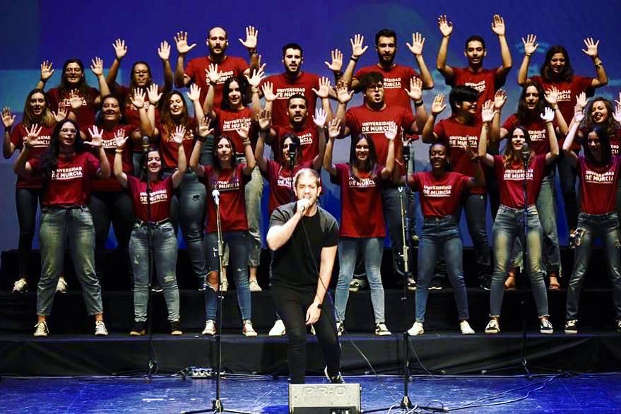 Dirigiendo Coral Universidad