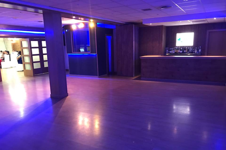 Discoteca salón jardines