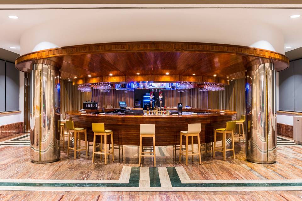 Lobby Bar