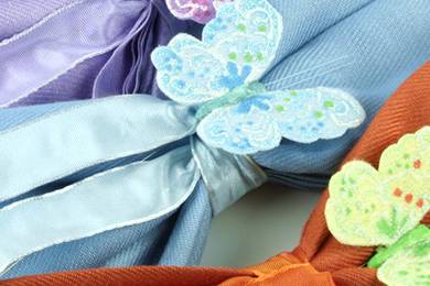 Pashmina decorada mariposa