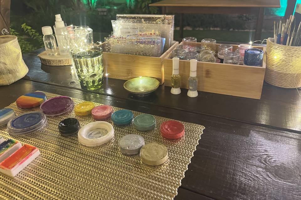 Glitter bar