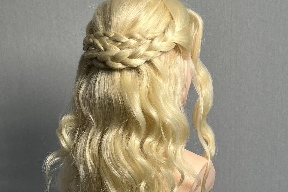 Semirecogido con ondas