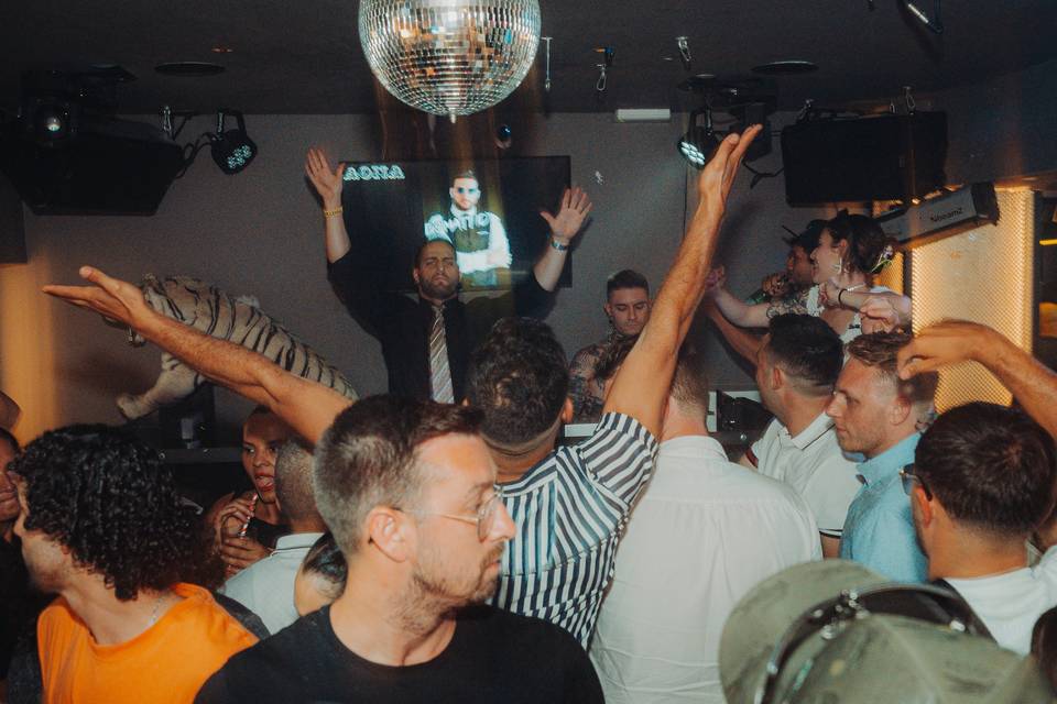 Dj Fiesta Asegurada  Ibiza