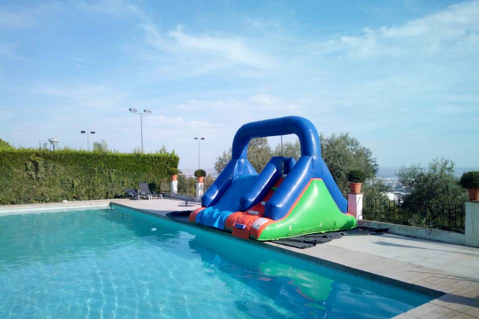 Tobogán piscina