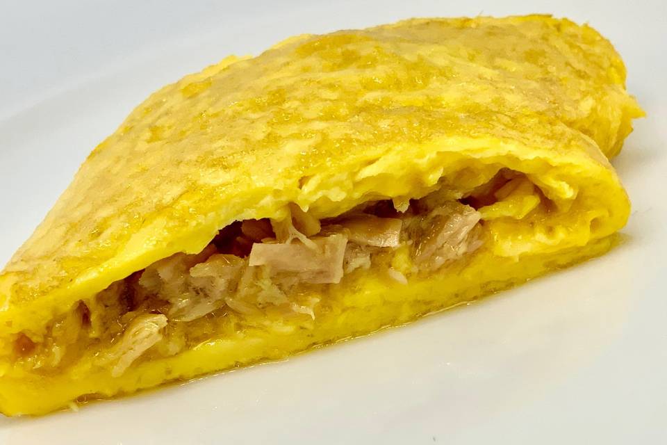 Tortilla rellena de bonito