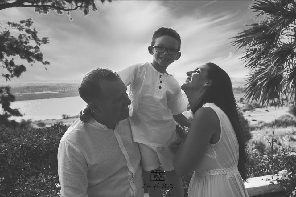 Familia