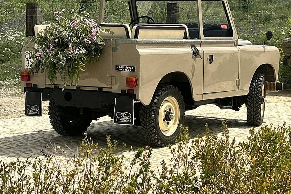 Land Rover Santana