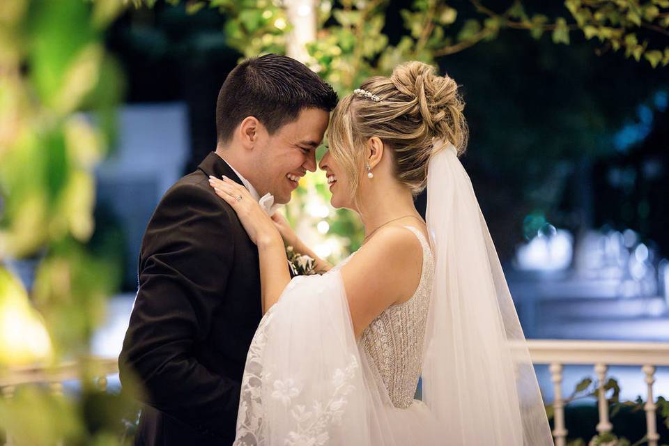Abrazo eterno de amor