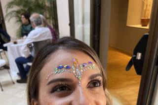 Andrea Tanase - Glitter bar