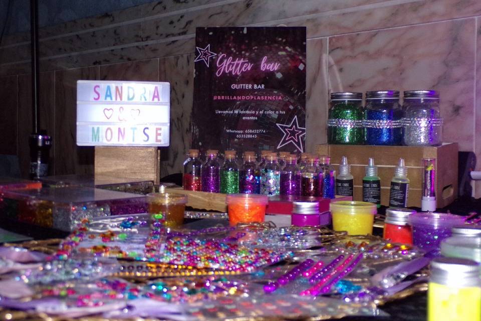 Glitter stand