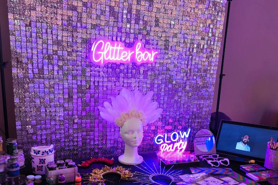 Glitter stand