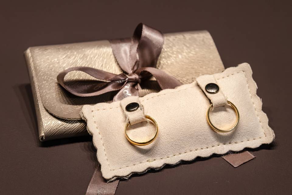 Alianzas boda estuche lazo