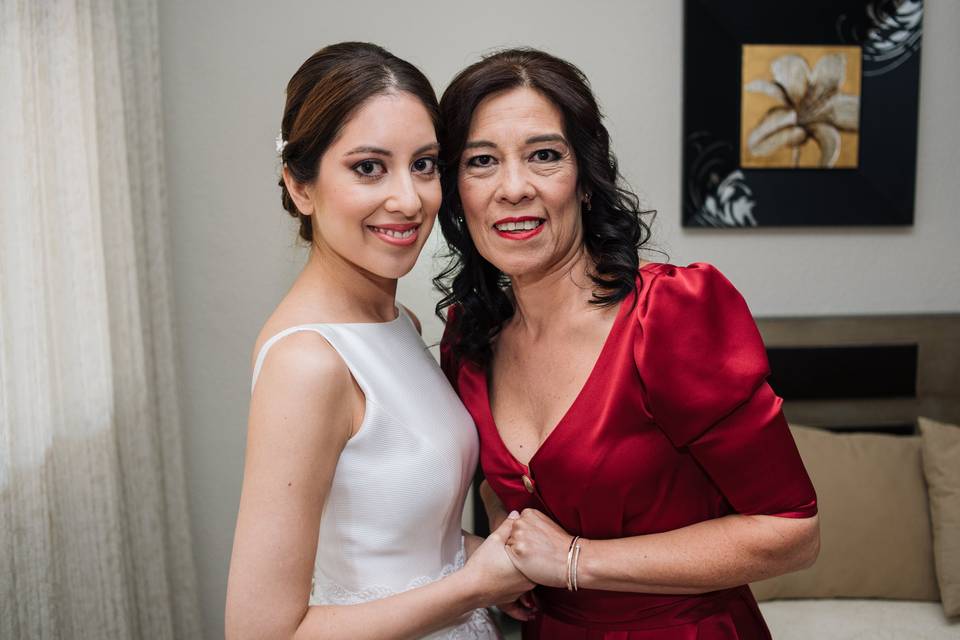 Novia y madre de la novia