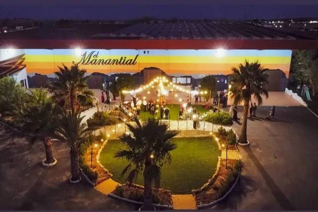 Centro de Eventos y Celebraciones El Manantial