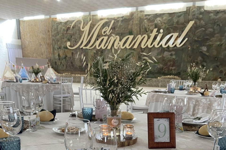 Centro de Eventos y Celebraciones El Manantial