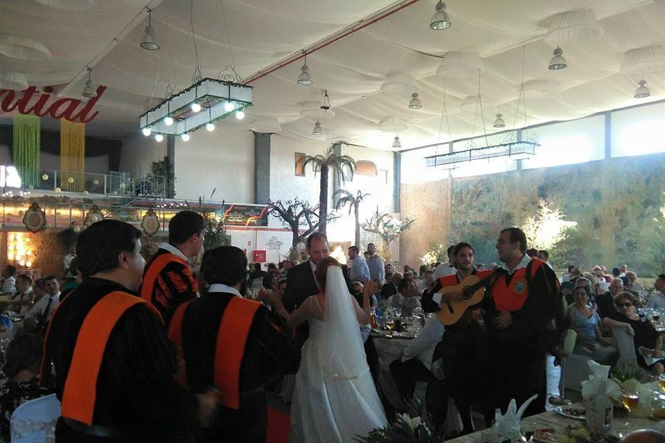 Centro de Eventos y Celebraciones El Manantial