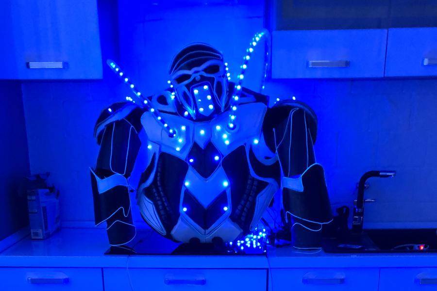 Robot led