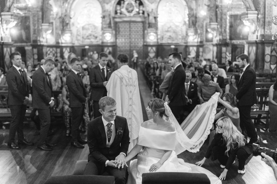 Ayudando a la novia