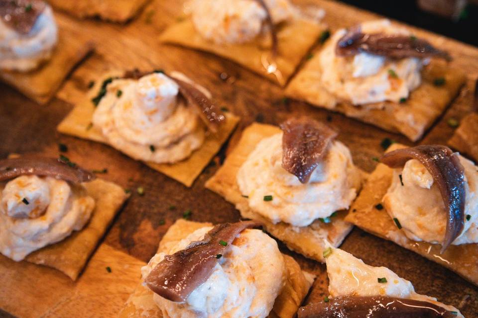 Ensaladilla con Anchoa