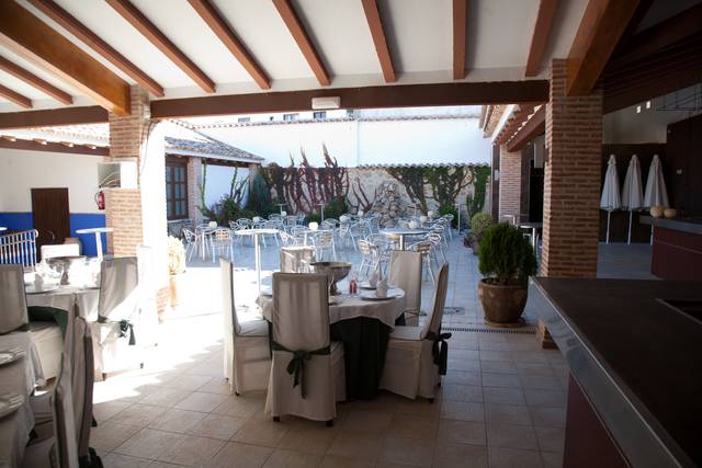 Carrito Chuches Comuniones ó Bodas - Picture of Hotel Restaurante Dulcinea,  El Toboso - Tripadvisor