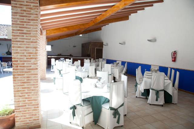 Carrito Chuches Comuniones ó Bodas - Picture of Hotel Restaurante Dulcinea,  El Toboso - Tripadvisor