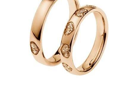 Oro rosa 18k y corazones