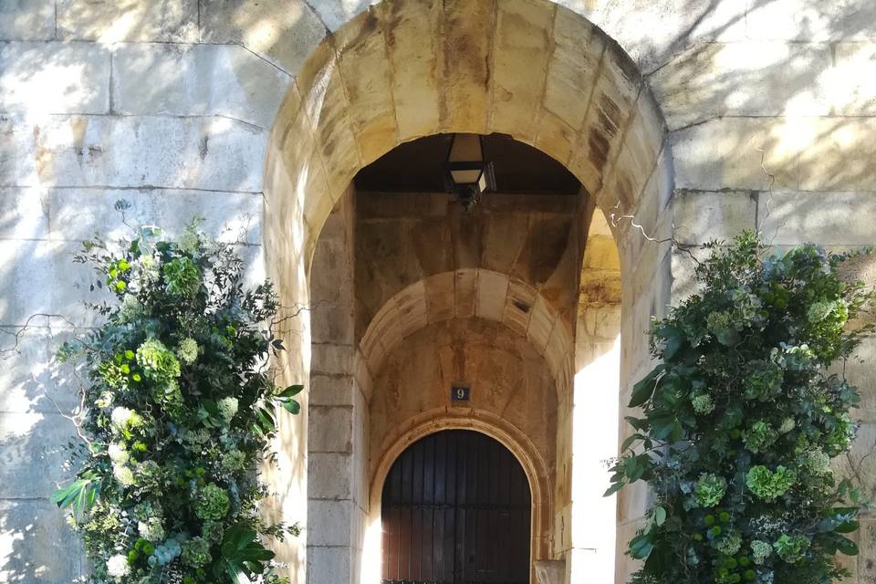 Entrada de la iglesia